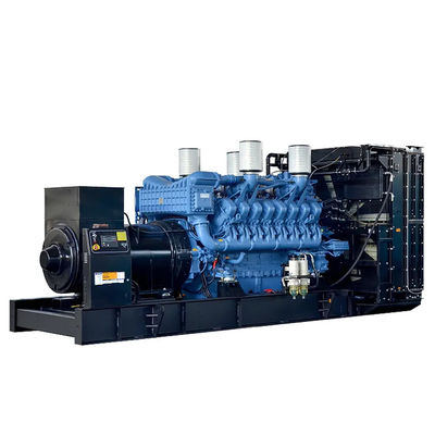 Générateur diesel à trois phases de 2400 kW avec alternateur MP-A-2400 et tension nominale de 110 V à 480 V
